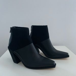 Charles David. Leather heeled boots, size 8